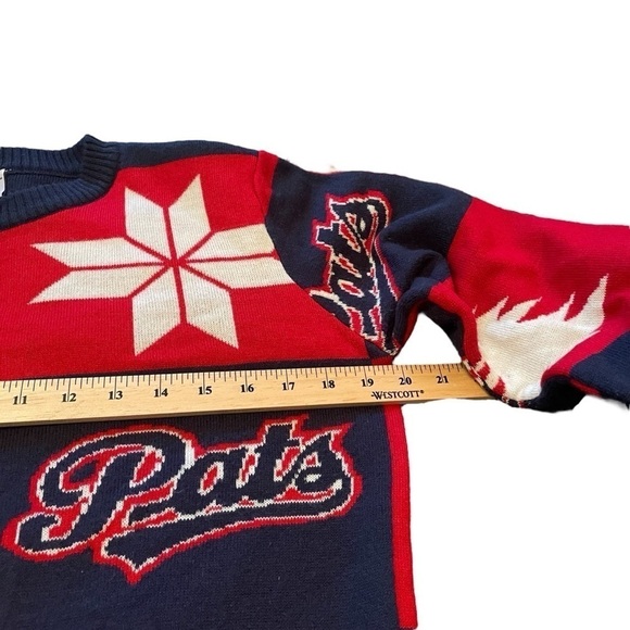 Regina Pats Pullover Crew Neck Christmas Sweater - Size XS - Picture 4 of 9